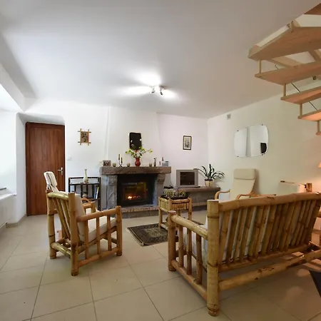 Semesterbostad Superb With Private Garden *